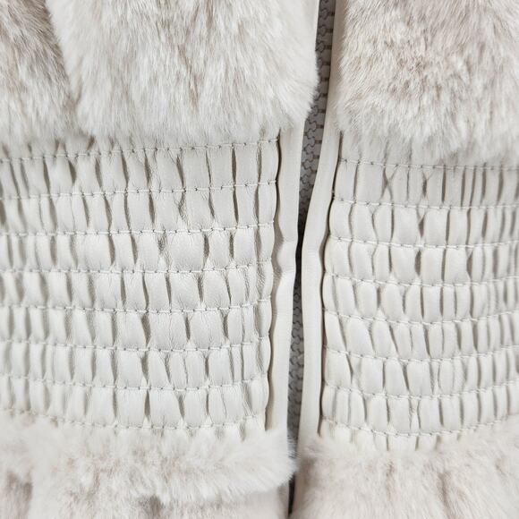 Cavalini Faux Fur Coat – Size Medium - Warm Soft Cozy Romantic Chic - Picture 6 of 7